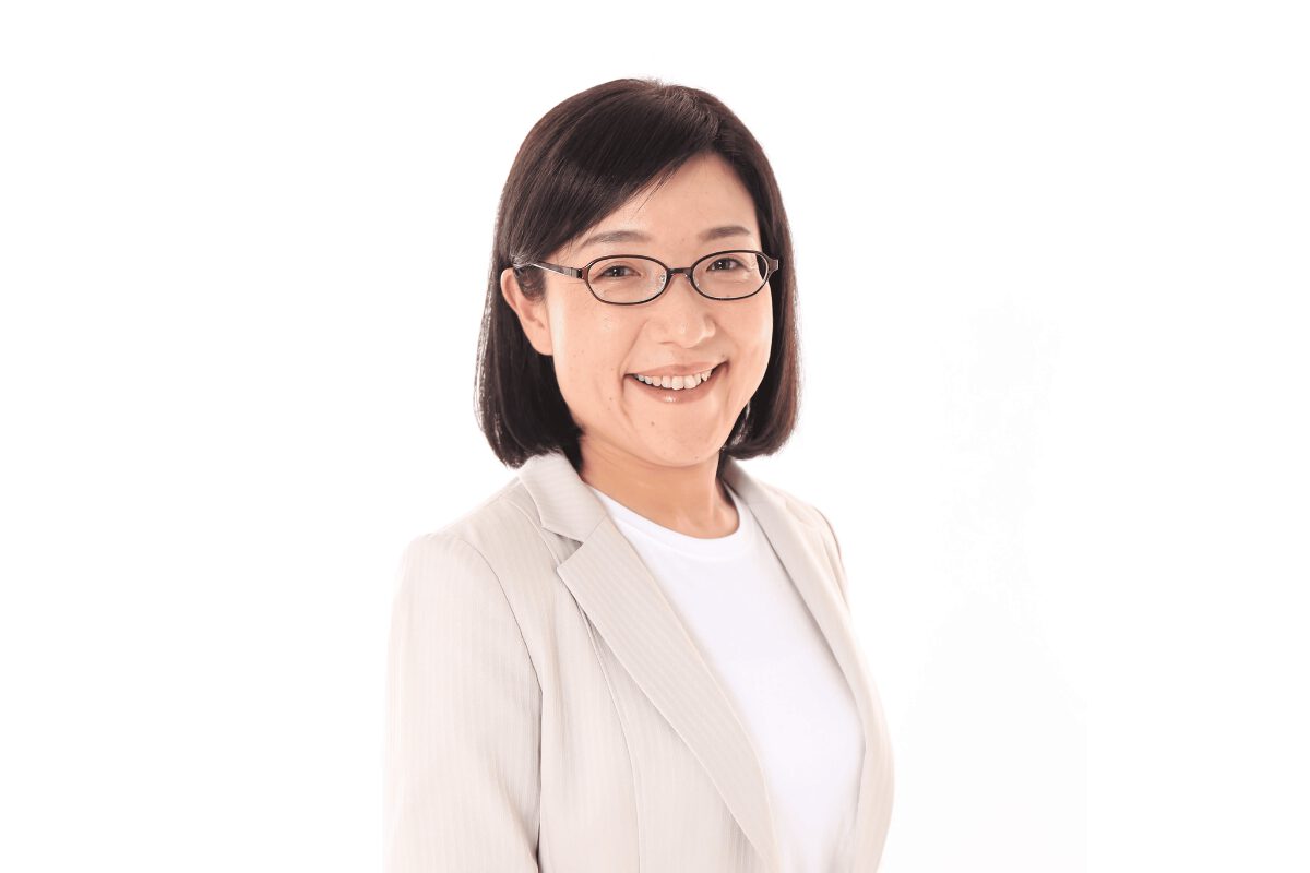 安彦和美様